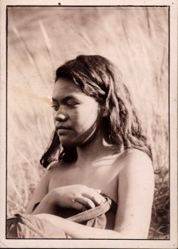 Pure Rapa nui girl about 20 yrs old