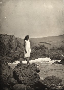 Kanaka girl at Easter Island